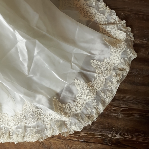 60s edwardian style lace wedding dress - Picture 9 of 15